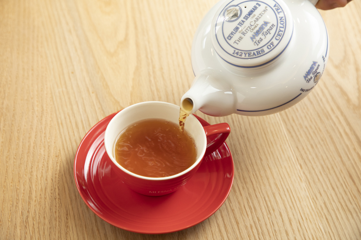 大阪・梅田の新着スパイスカレー!違う香りが次々楽しめる本格紅茶も評判の「WOCCA ROCCA curry and…」へ