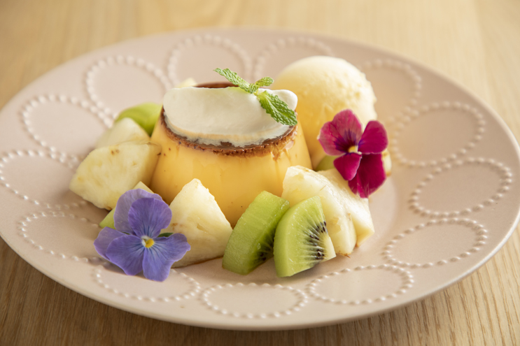 大阪・梅田の新着スパイスカレー！違う香りが次々楽しめる本格紅茶も評判の「WOCCA ROCCA curry and…」へ