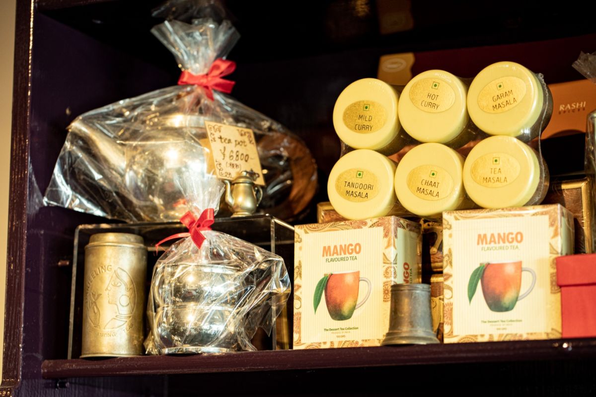 06_BRITISHINDIAN CAFE