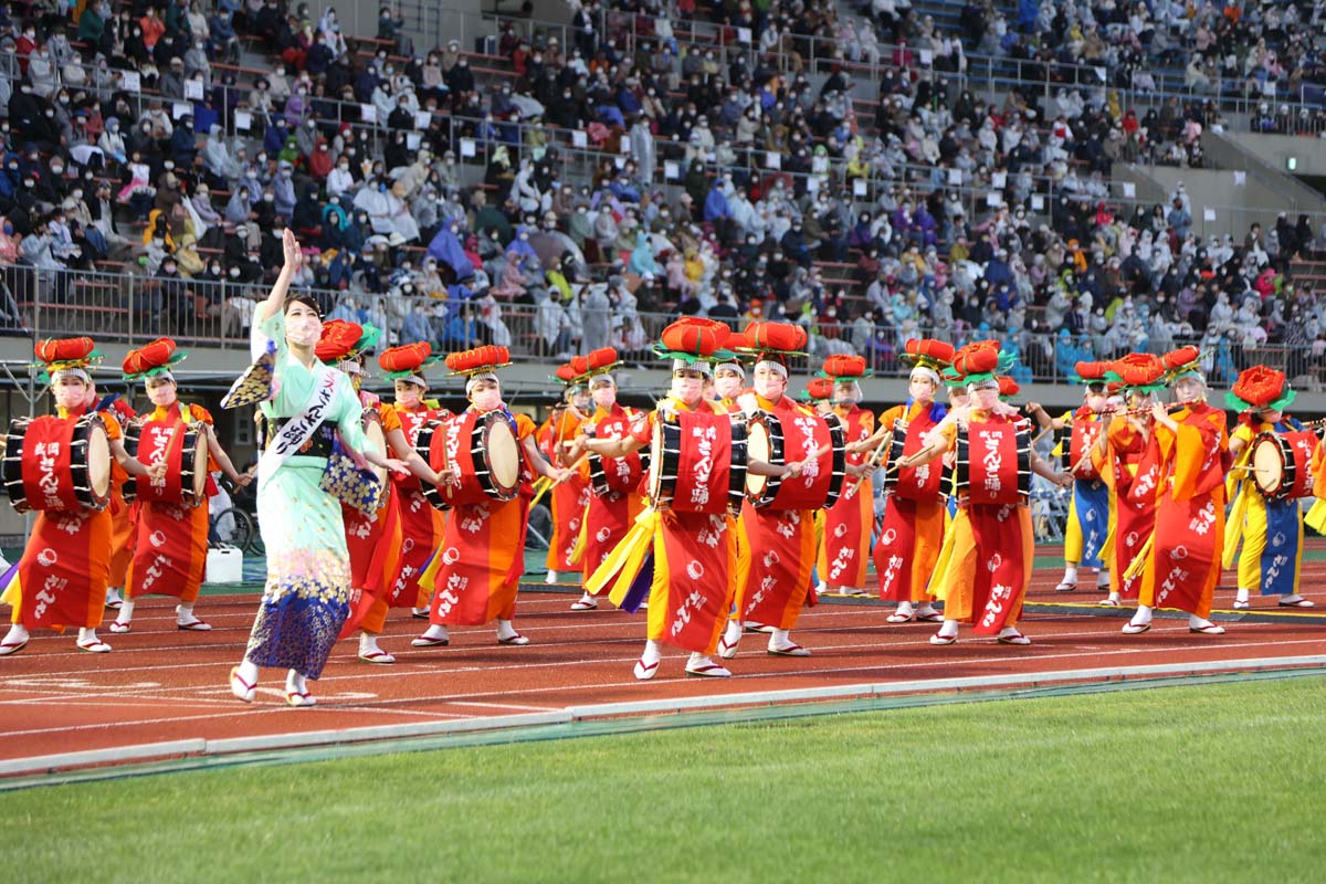 盛岡さんさ踊り