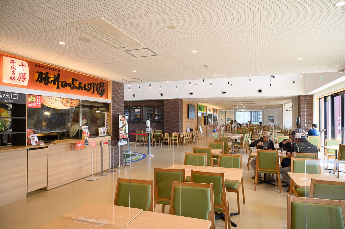 なつぞらダイニング内観