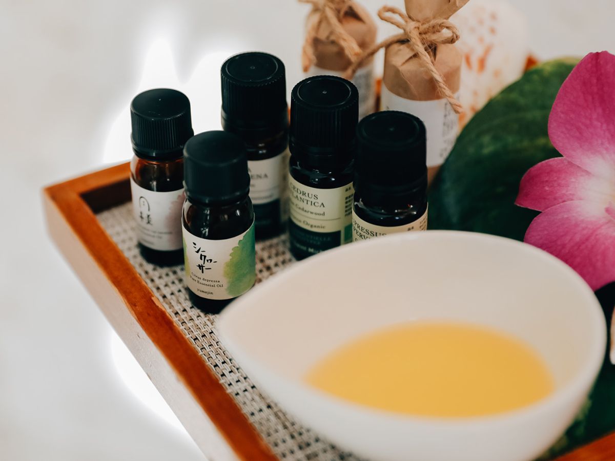 シークヮーサーや月桃など沖縄らしい香りのアロマオイルを使用