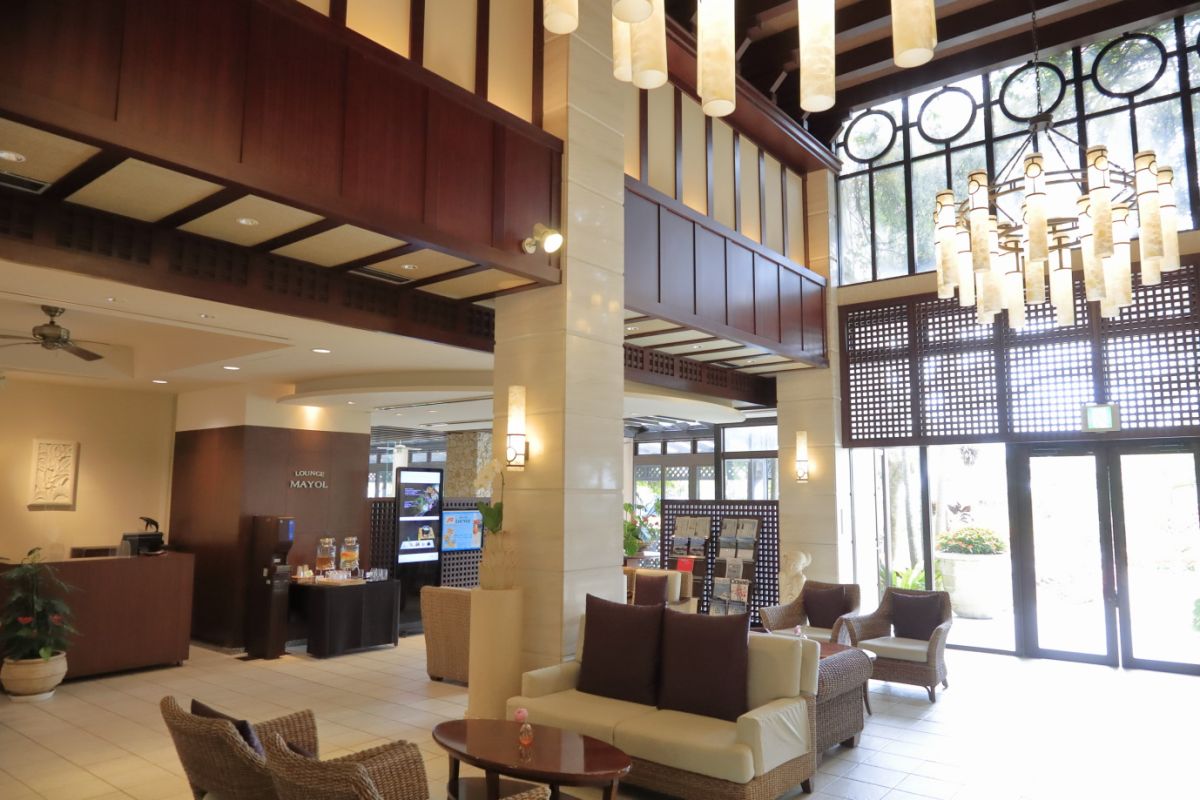 館内にはオリジナルアロマの甘い香りが漂う