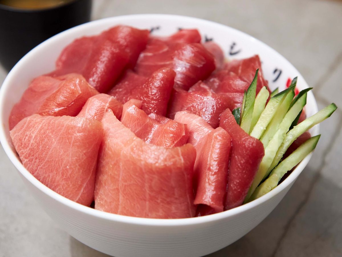 「まぐシャリ丼  極」 3500円 ※味噌汁付き