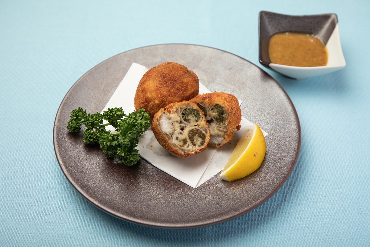 ゴロゴロ牡蠣フライ　2個入り750円