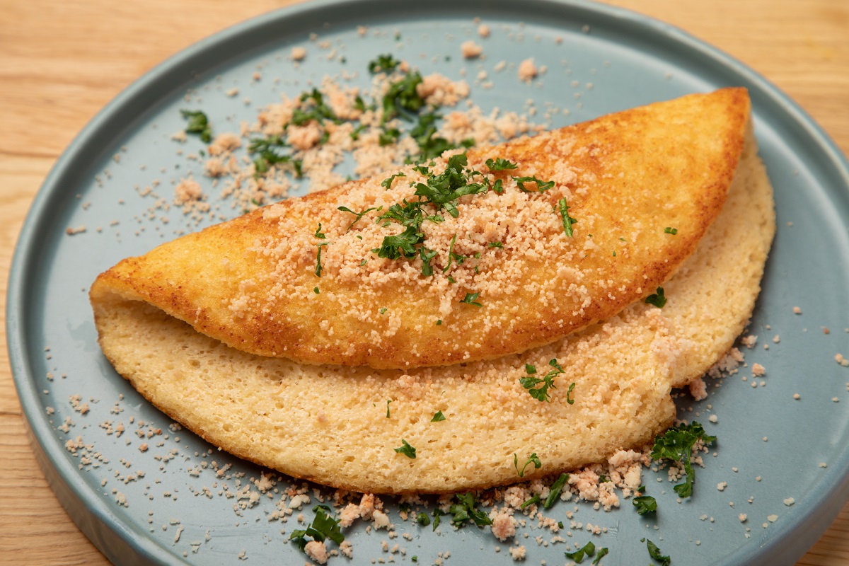 ふわっふわ！明太山芋のオムレツ700円