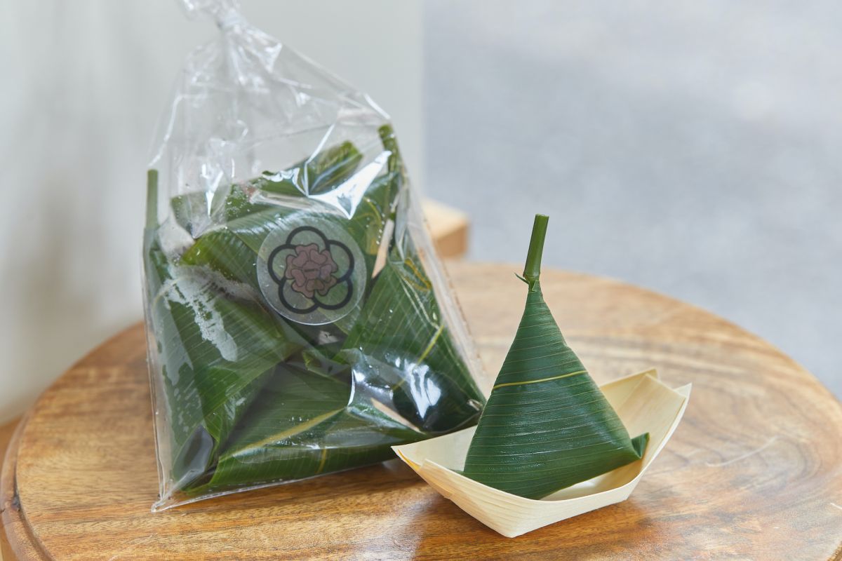 麩饅頭 1個 240円 