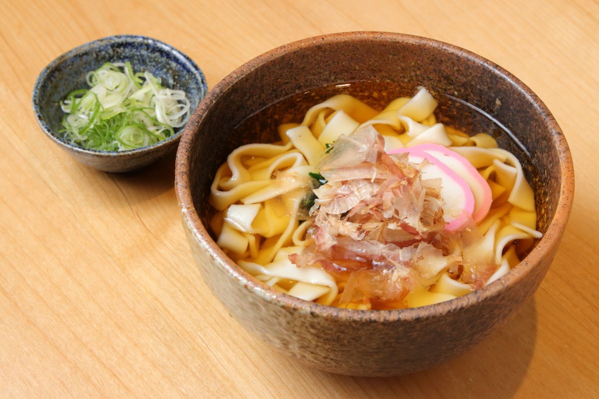 名古屋名物の「きしめん」710円