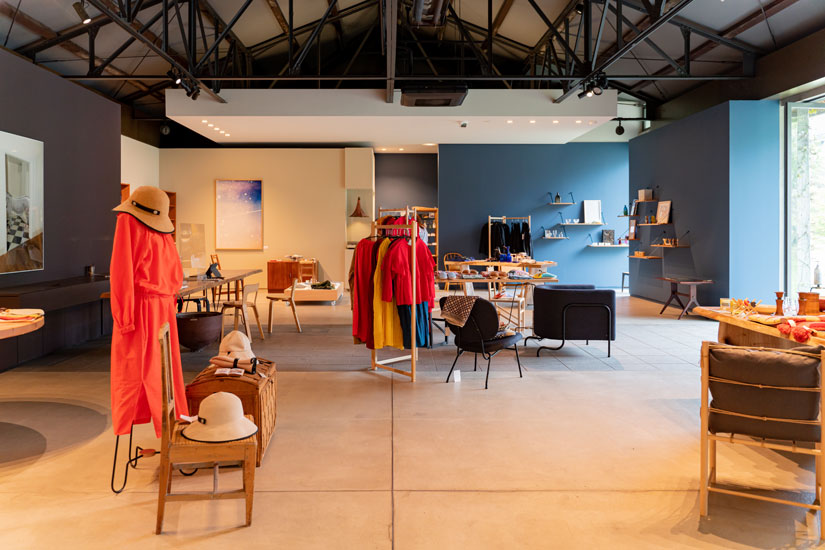 まるで海外のセレクトショップのような店内