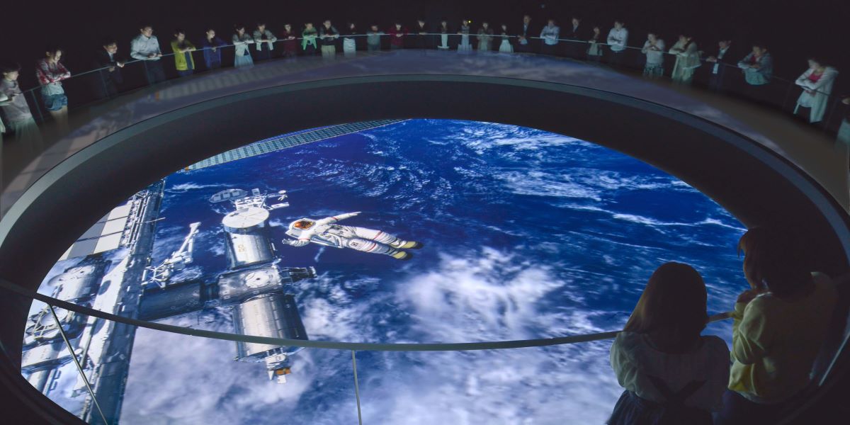 東京ドームシティ内の「宇宙ミュージアムTeNQ」の見どころ紹介！宇宙の今と楽しさがつまったスポットへ！