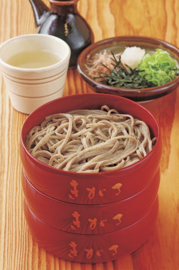 割子そば（挽きぐるみ）3枚930円