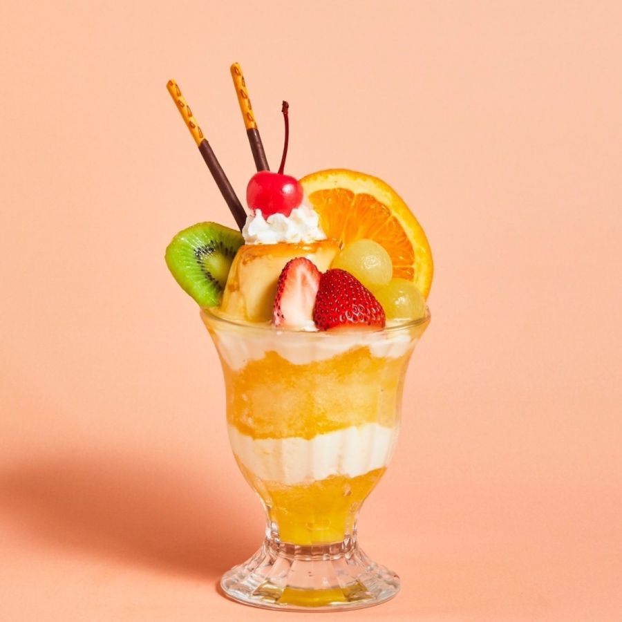 「プリンアラモードとミックスジュースのパフェ氷」1320円