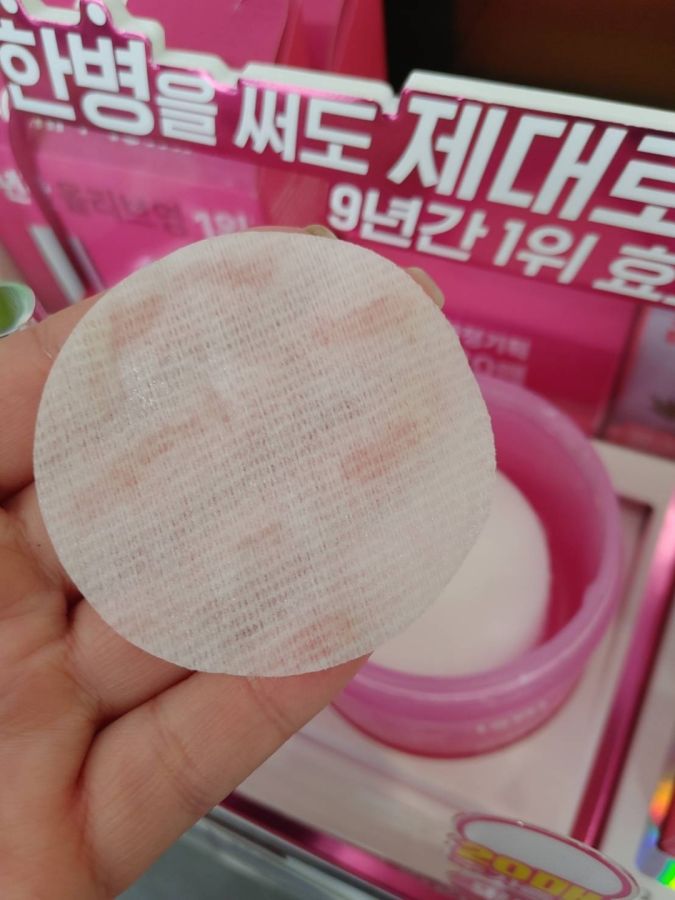 テスターも多く、自分好みのものを探してお買い物ができるようになっているショップがほとんど。