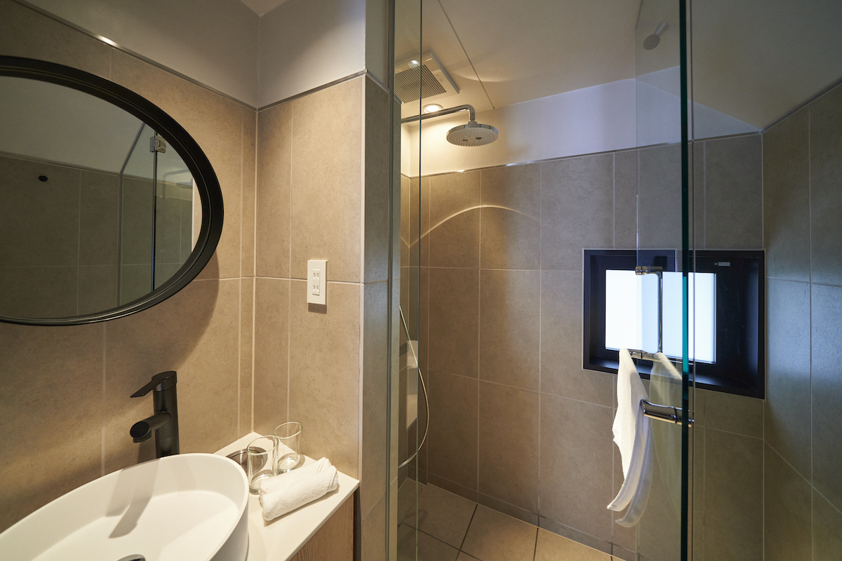 BIRD HOTEL -GARDEN HOUSE-