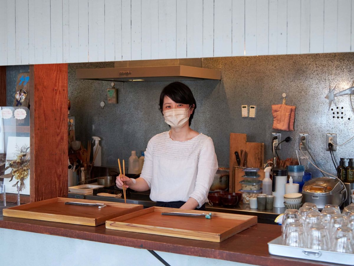 鎌倉好きが高じて20年ほど前に関西から鎌倉に移住したのだそう