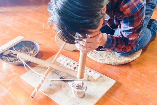 火起こしの様子