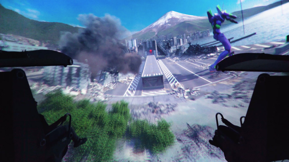 EVAGELION THE FLIGHT／©カラー