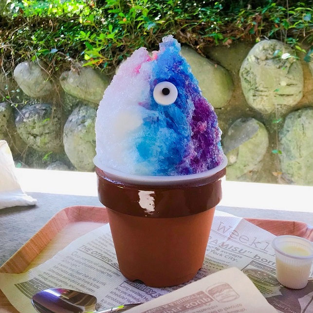 スタッフおまかせかき氷 700円