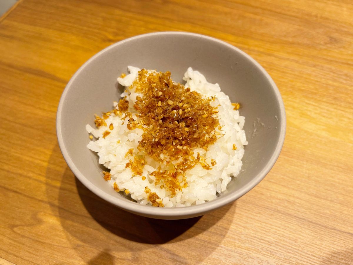 マグロ節ふりかけご飯