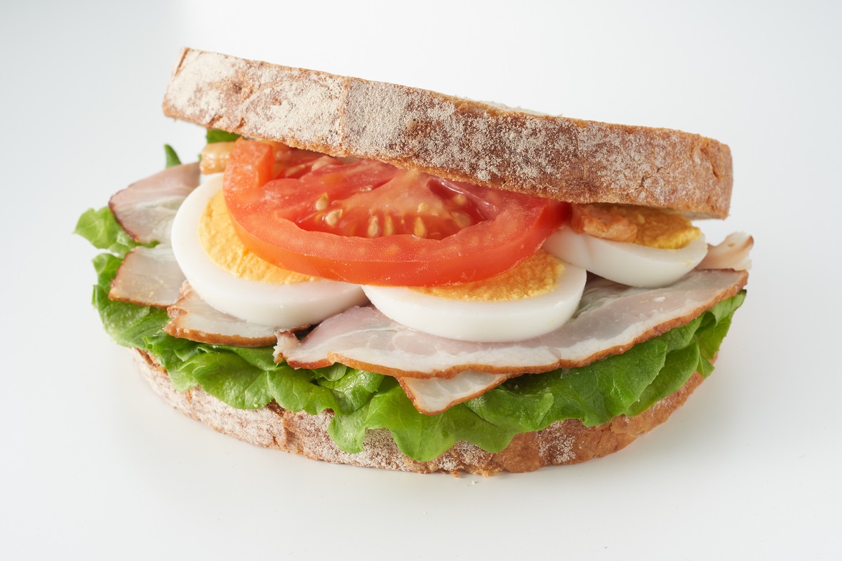 「クラブハウスサンド 石窯カンパーニュ」565円