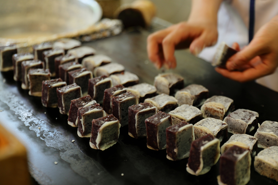 出入橋きんつば屋