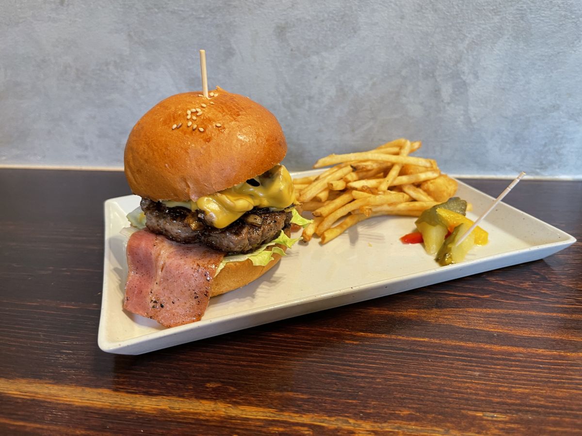BMC burger 1350円