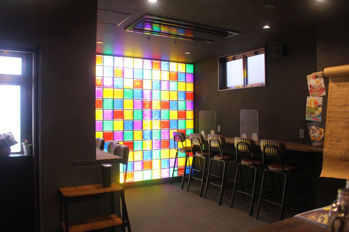 2階カフェスペース