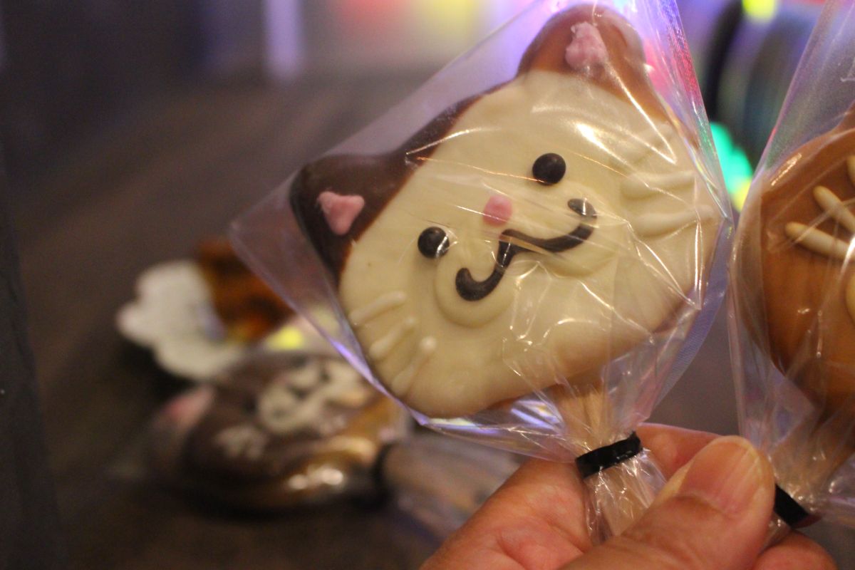 「ねこのチョコワッフル」1本380円