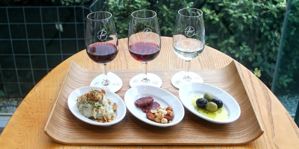 【神戸】アトアから徒歩すぐ！ワインとオーシャンビューが楽しめるワイン醸造所「f winery」