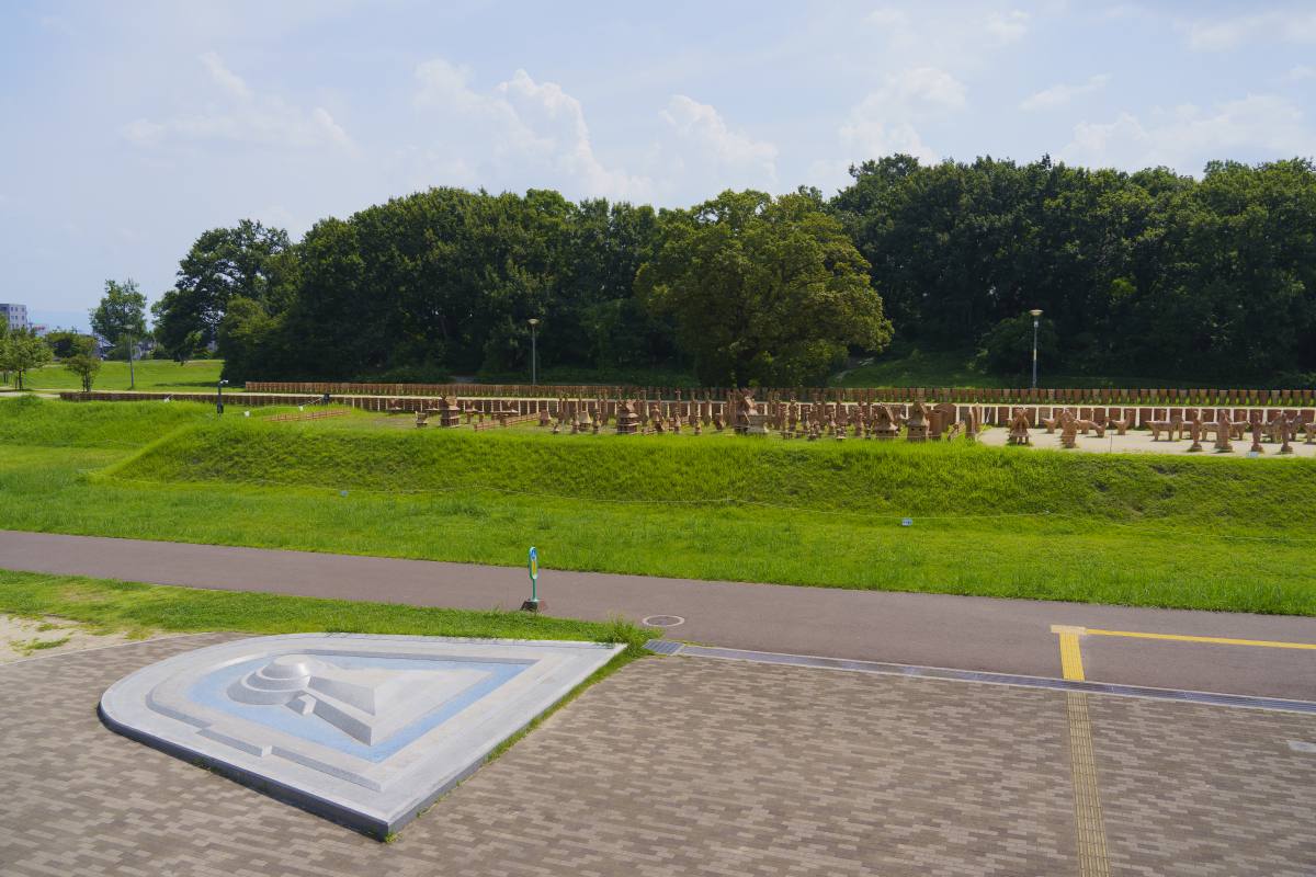 今城塚古墳公園