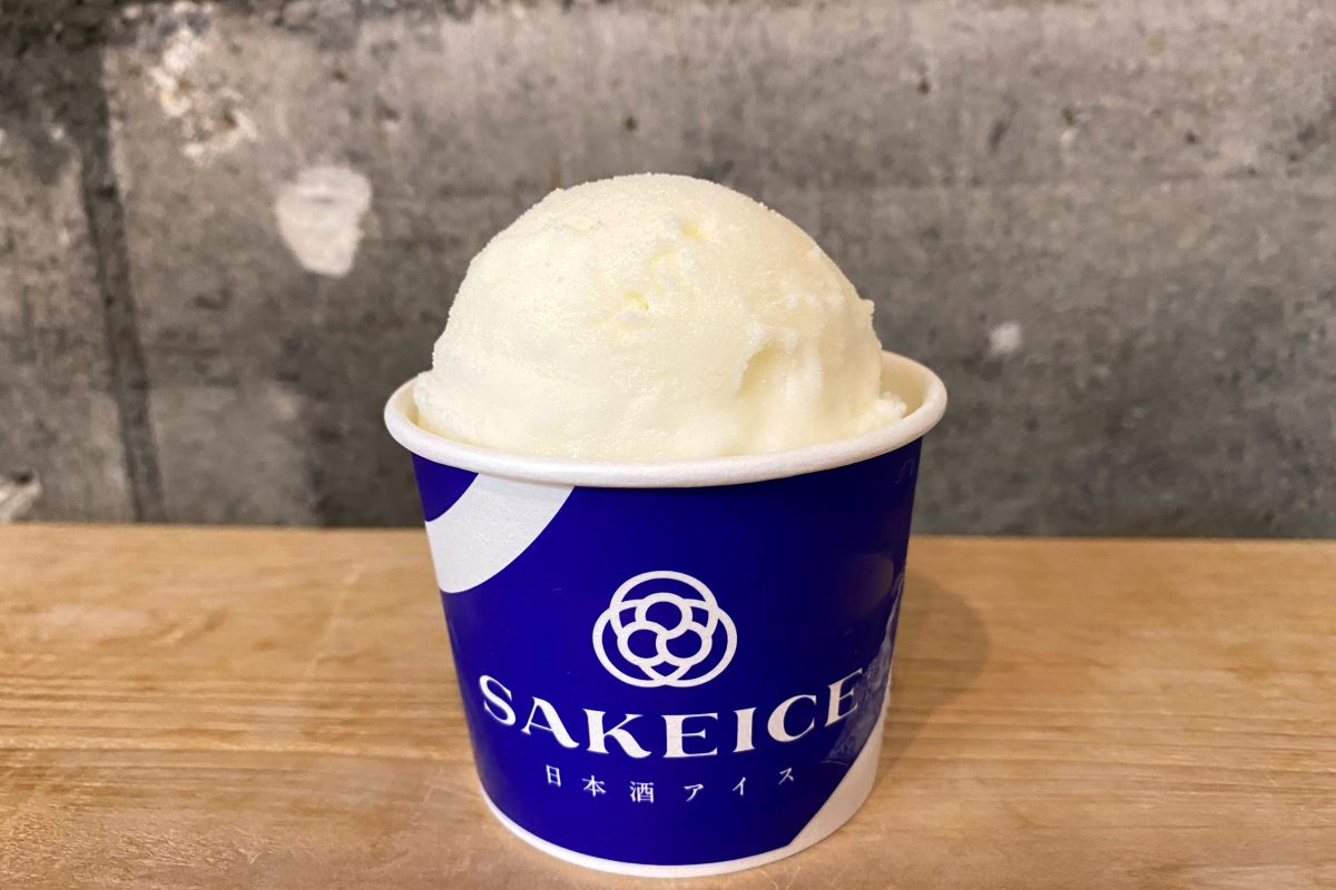 「日本酒アイス」ダブル756円