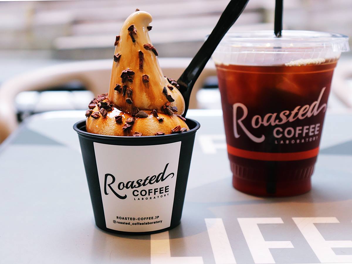 「コーヒーソフトクリーム」イートイン 440円、テイクアウト 432円