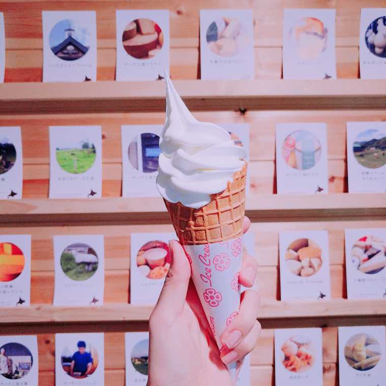 「ソフトクリーム」380円（テイクアウトのみ）