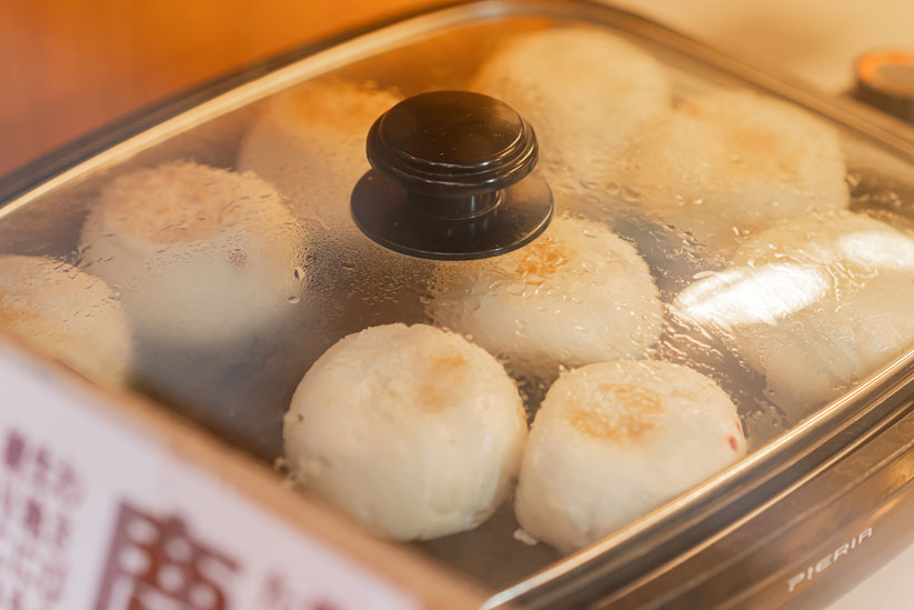 鹿肉のおやきは長野県内でもあまり見かけないレアな具材