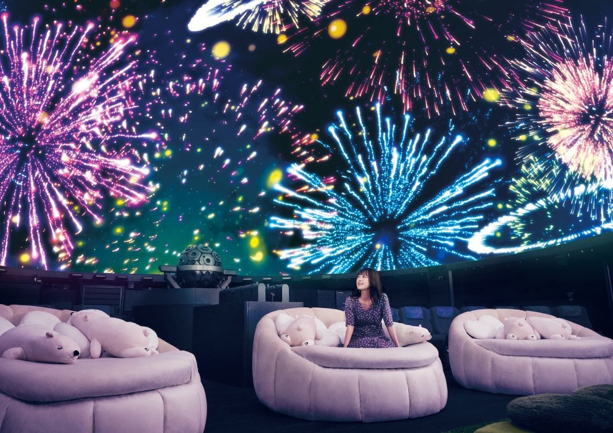 「コニカミノルタ」プラネタリウムで打ち上げ花火! 「プラネタリアTOKYO」では夏限定スイーツも