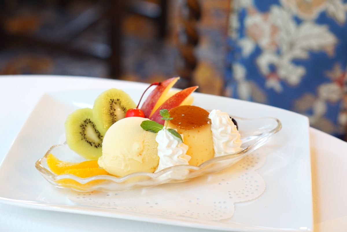 「プリン・ア・ラ・モード」1897円