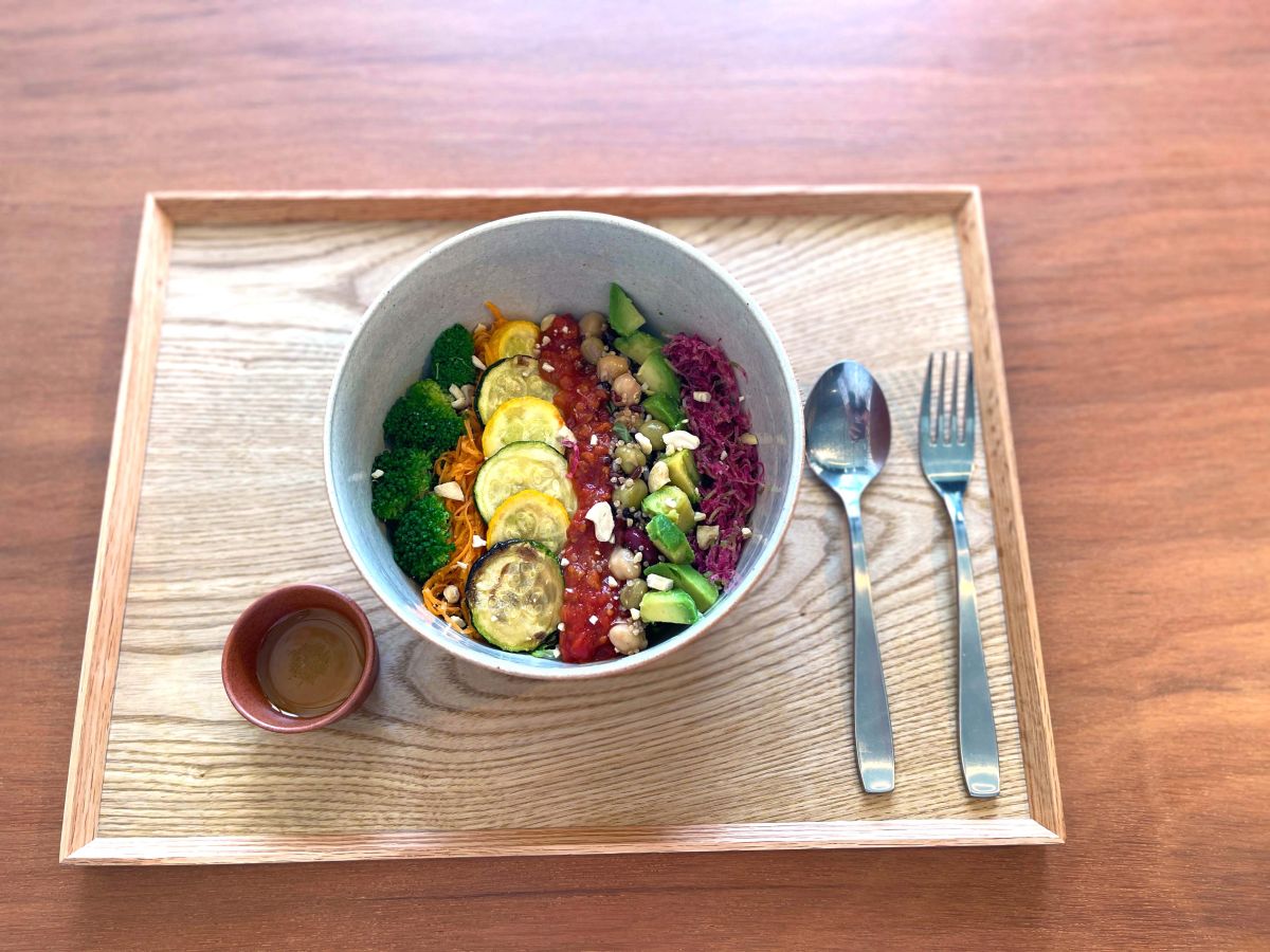 ヴィーガン ブッダボウル 1210円