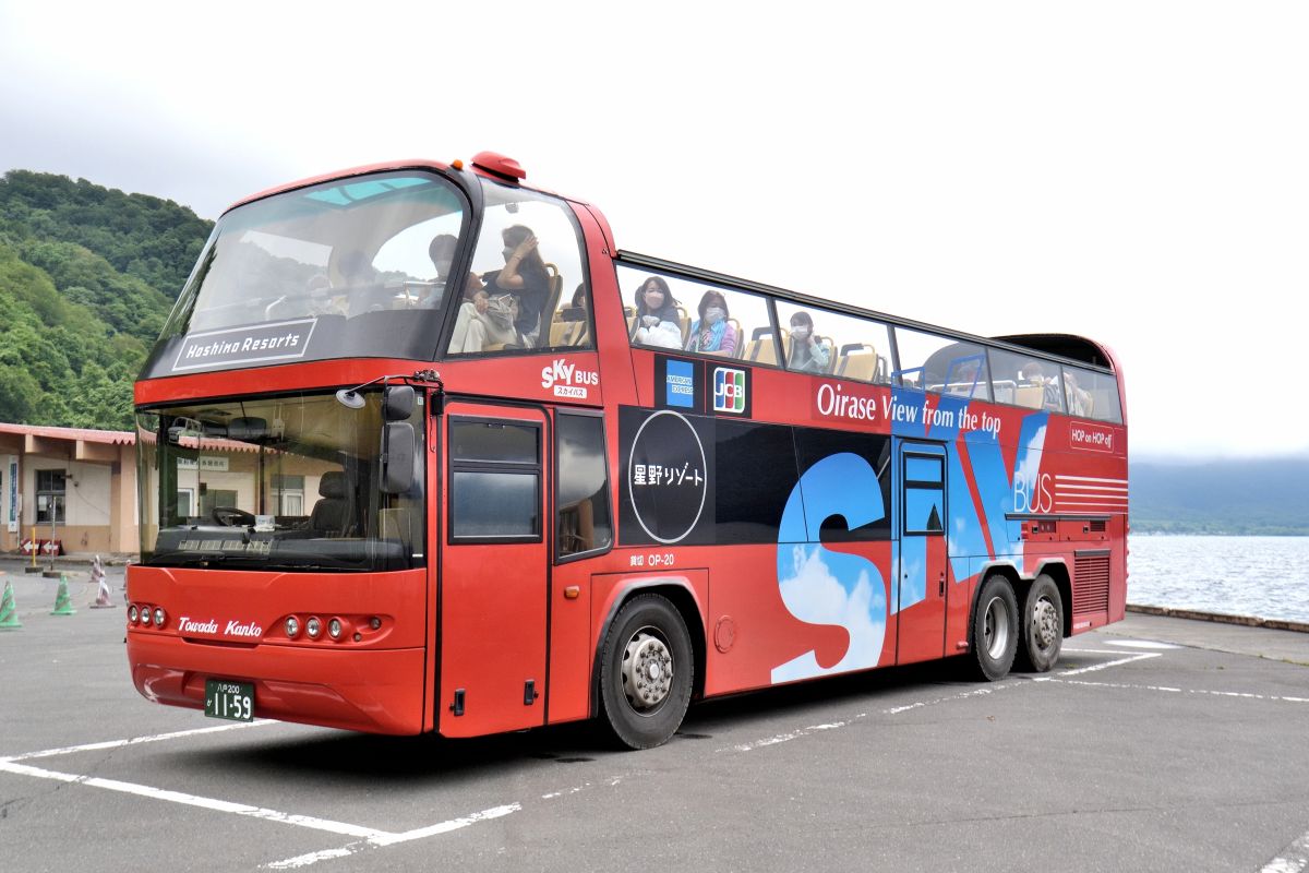 オープンバスツアー