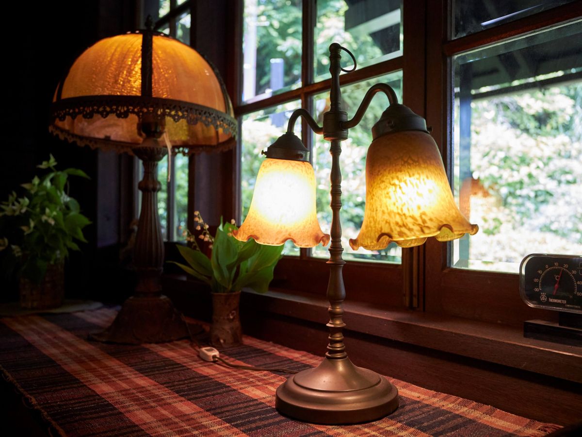 アンティークの照明など洗練されたインテリアも見逃せないポイントです