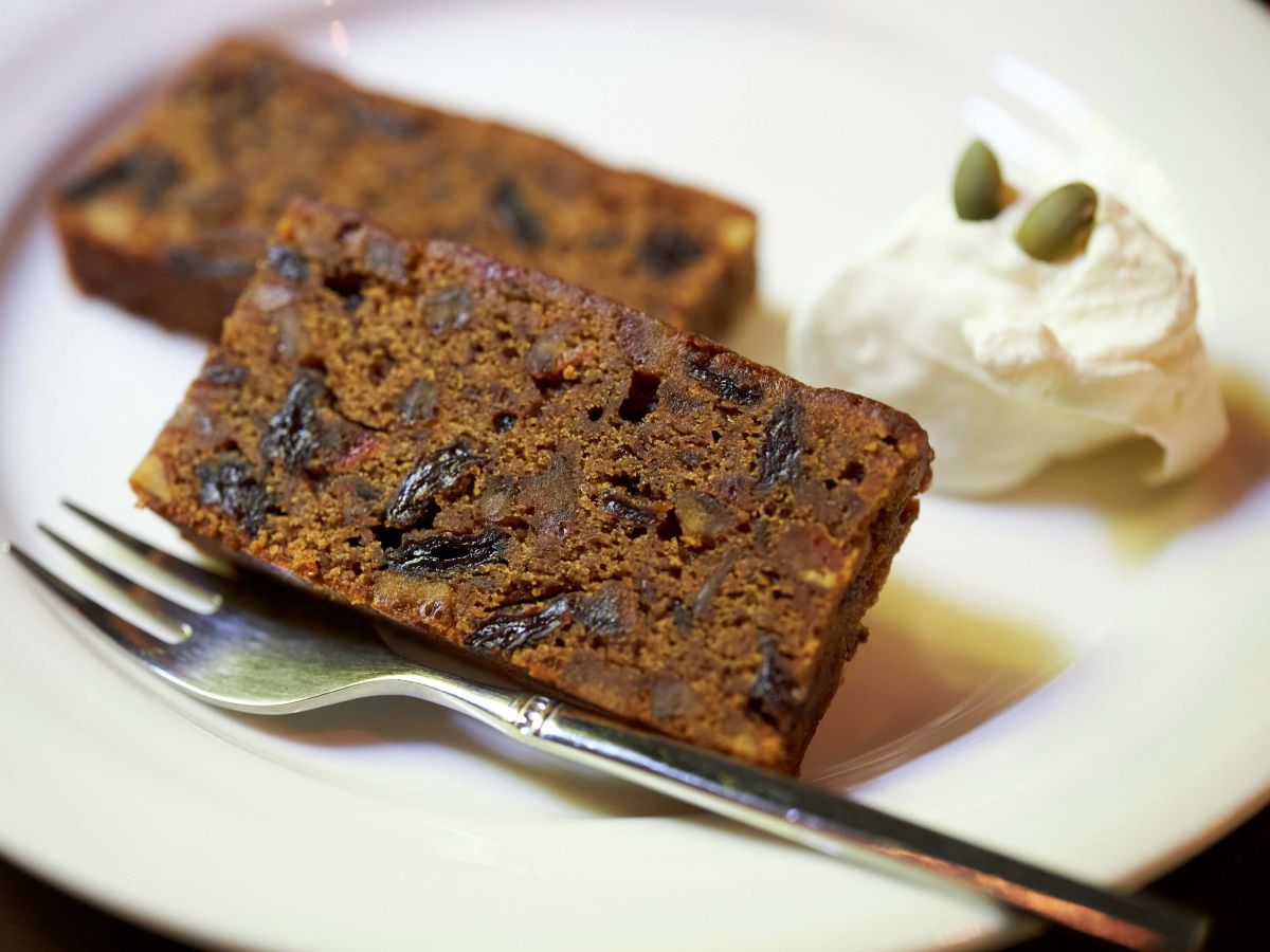 「フルーツケーキ」は、テイクアウトもできますよ！