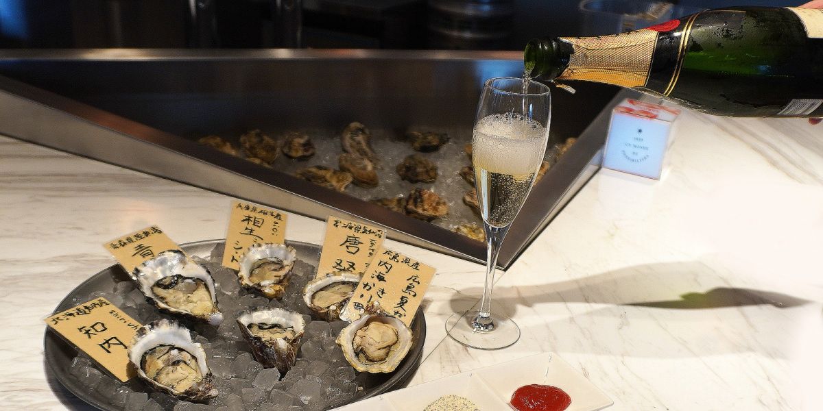 「オイスターハウスお台場」で牡蠣とシャンパーニュのマリアージュを！　東京湾一望のテラスでBBQも楽しめちゃう