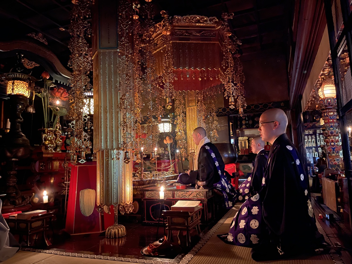 西禅院 朝の勤行