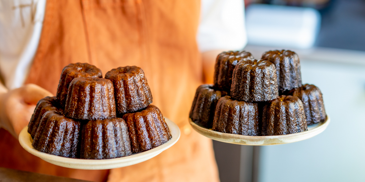 下北沢「ほうじ茶と焼き菓子」のほうじ茶カヌレは日本の心を刺激する香ばしさ！