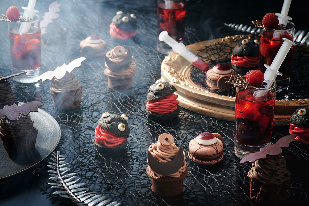 オバケモンブランはフランス栗、チョコレート、フランボワーズの味わいをラインナップ