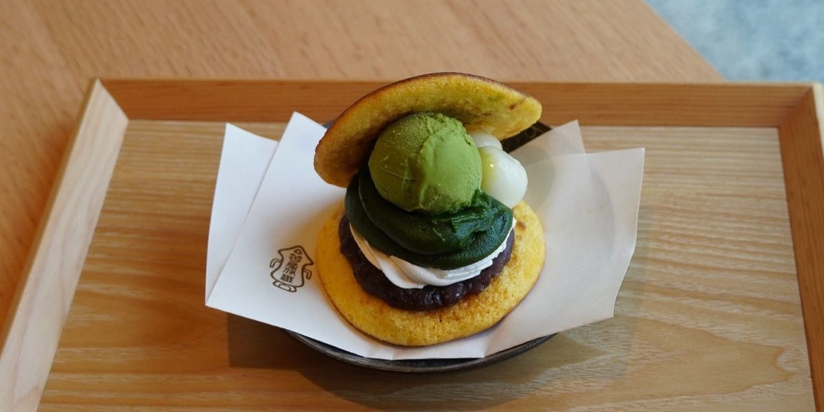 京都御苑の緑の中で絶品どら焼きを味わえるカフェ「SASAYAIORI+京都御苑」