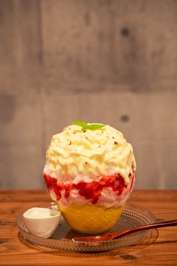 生いちごプレミアムチーズ（1600円）