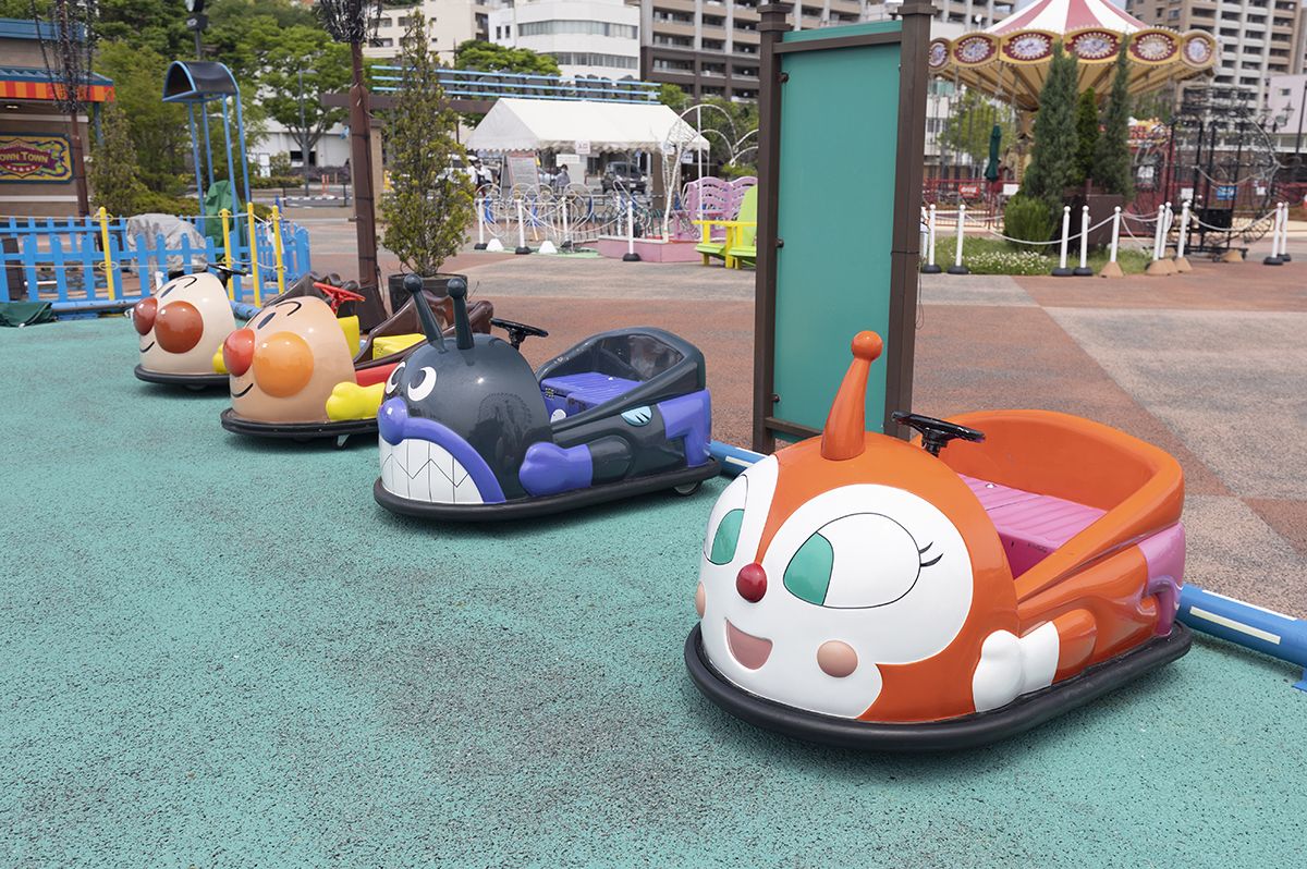 ひとりでも親子でも乗れるバッテリーカー