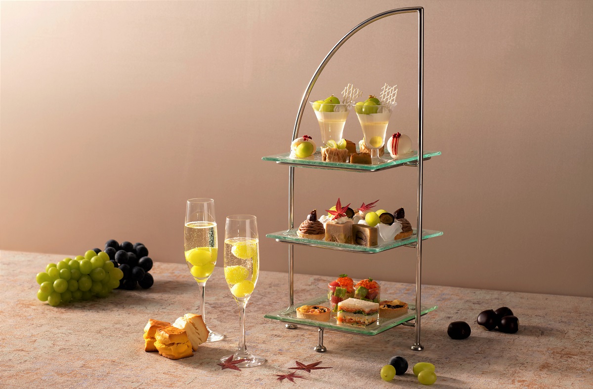 「シャインマスカットとマロンのアフタヌーンティー」イメージ