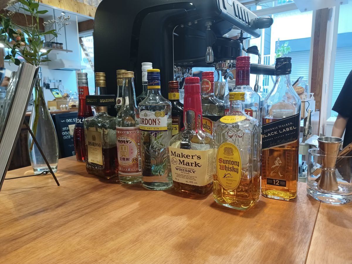 アルコール 一律700円