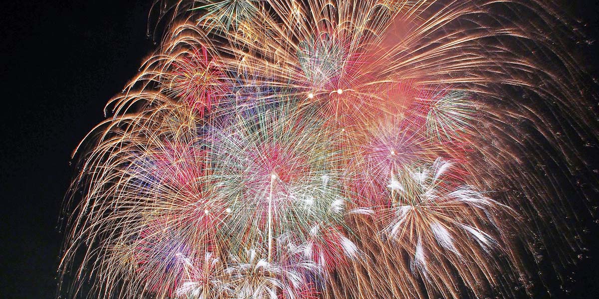 こうのす花火大会実行委員会提供